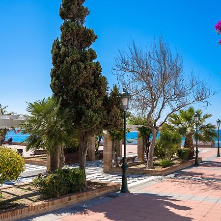 Torrecilla Sirena Beach Nerja Exterior foto